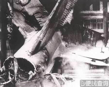 1997年12月6日 俄空军运输机坠落民宅