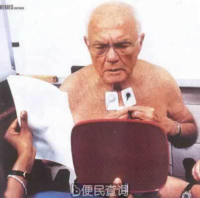 美国首位太空人老格林36年后重返太空