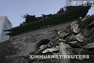 韩国首都首尔国宝第一号崇礼门发生大火烧毁