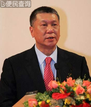 何厚铧当选澳门特区首任行政长官