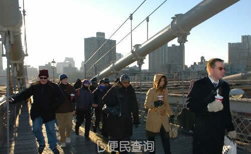 美国纽约公交系统罢工，全市交通陷入混乱