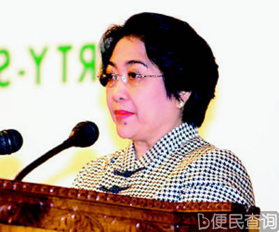 梅加瓦蒂成为印度尼西亚第一位女总统